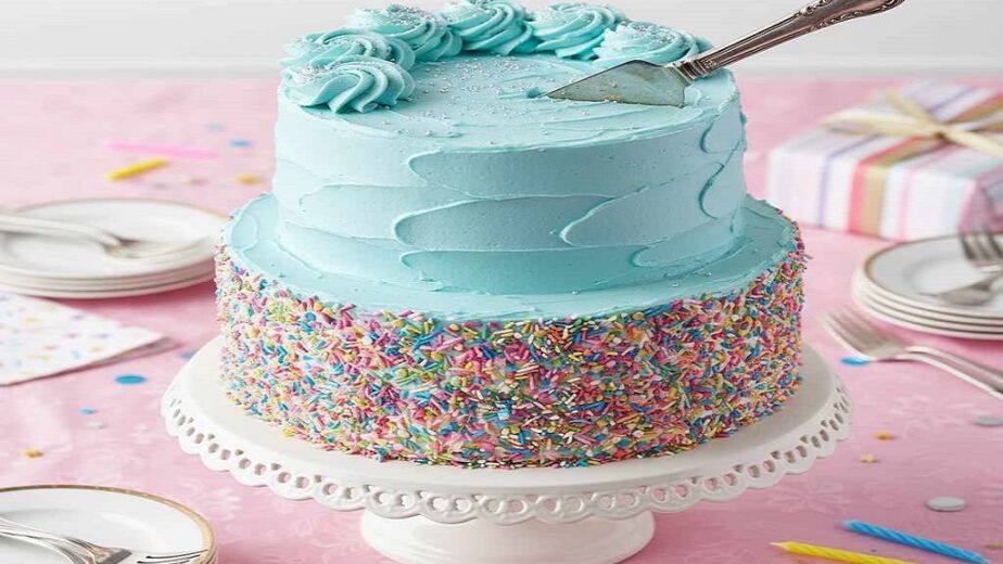 How to Cut a Round Cake